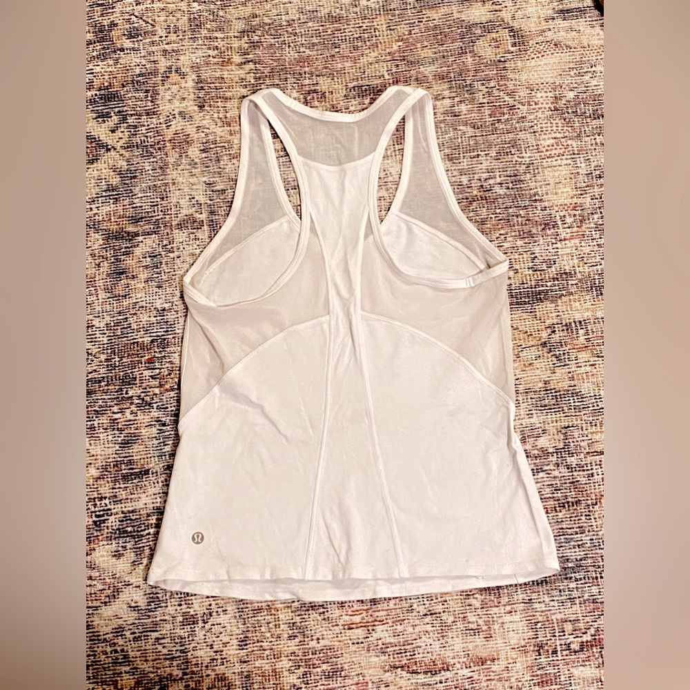 Lululemon Tank Top Size 4!! Never Worn!!